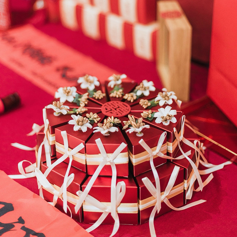 创意摆台圆形蛋糕喜糖盒子喜糖礼盒订婚高级感红色网红结婚喜糖盒