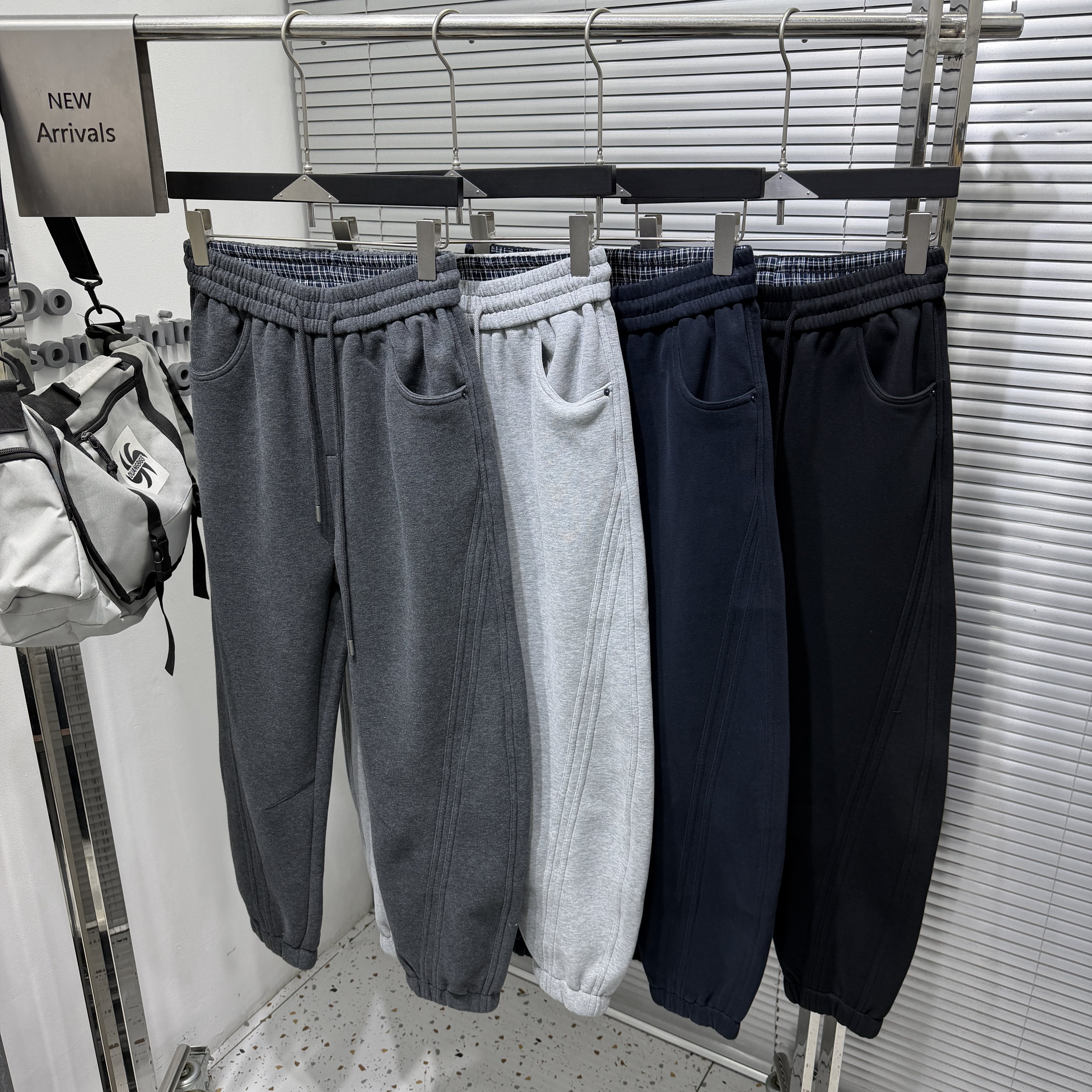 乾尚纯色百搭加绒束脚裤男冬季松紧腰抽绳卫裤立体剪裁休闲运动裤