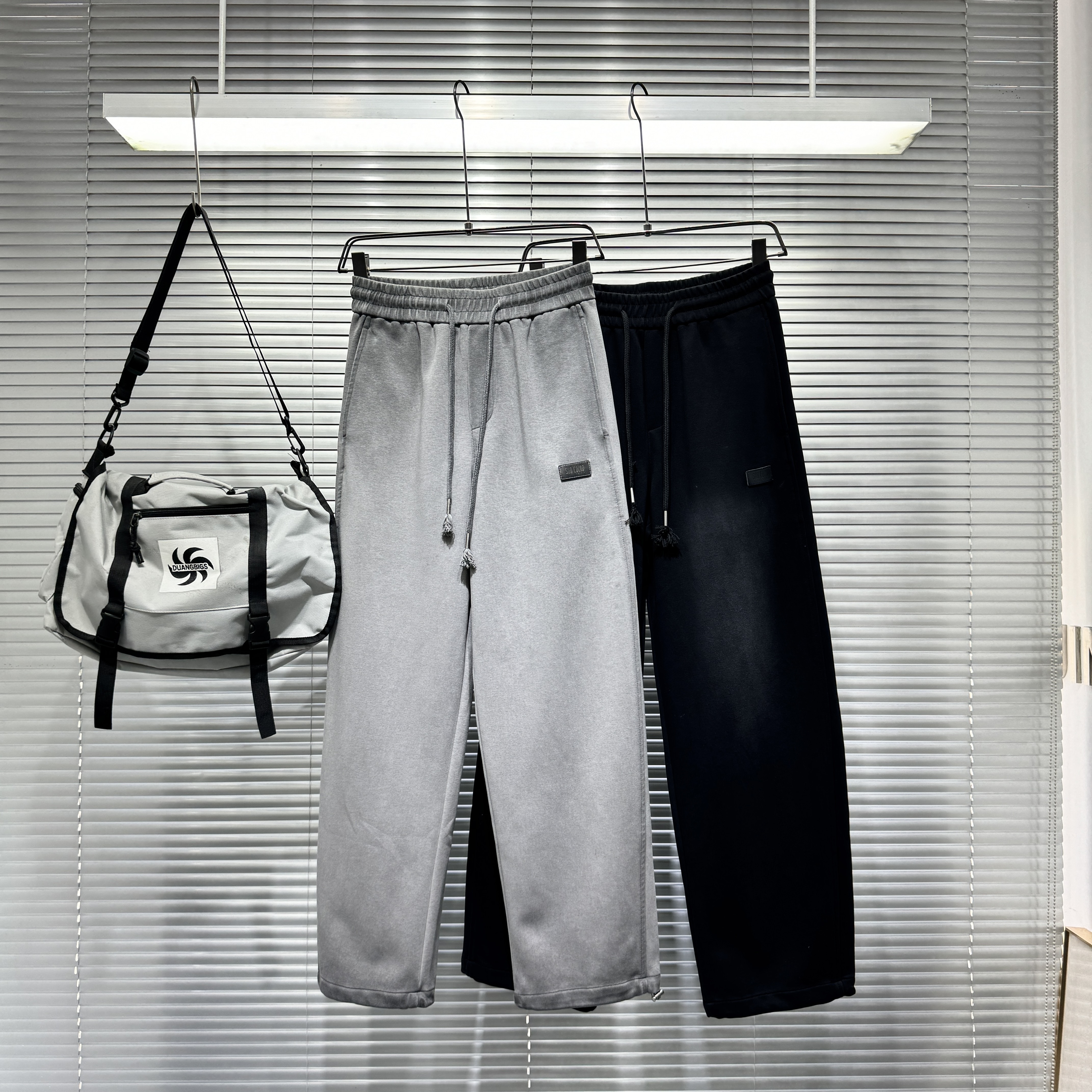 YOUDU春秋季新款男直筒裤水洗宽松潮流渐变裤子青年痞帅休闲长裤