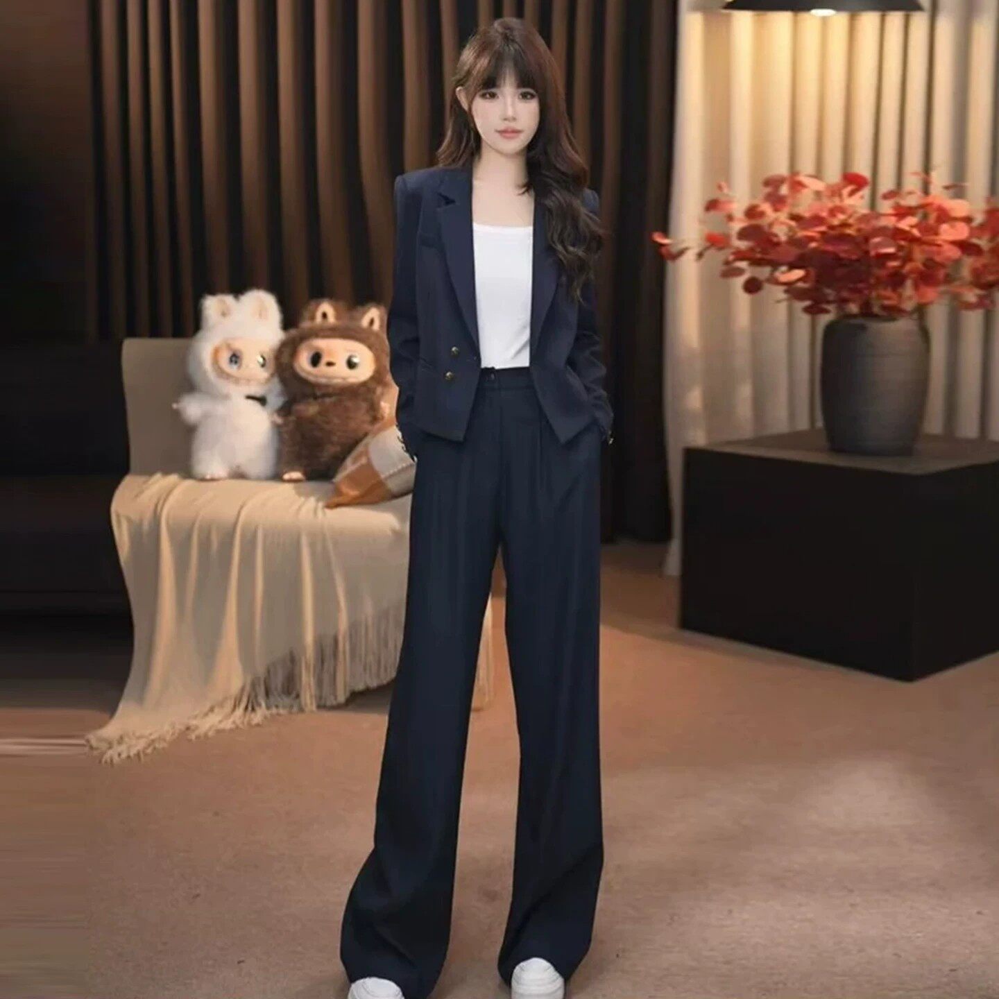 高级感西装套装女新款时尚气质小西服短外套阔腿裤两件套
