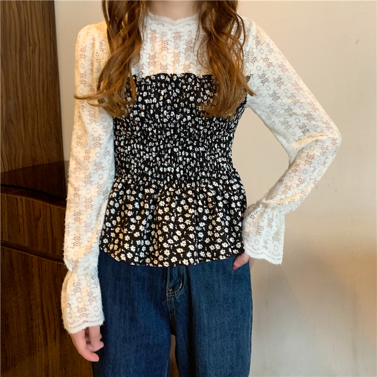 The real price and the real auction of the foreign style shirt is very immortal. The top is super immortal, and the waist is covered with the bottom lace shirt