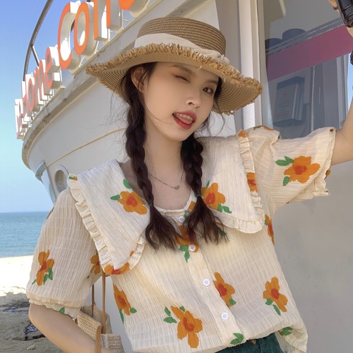 Real price real shot French retro doll collar floral shirt female wood ear side design bubble short-sleeved shirt