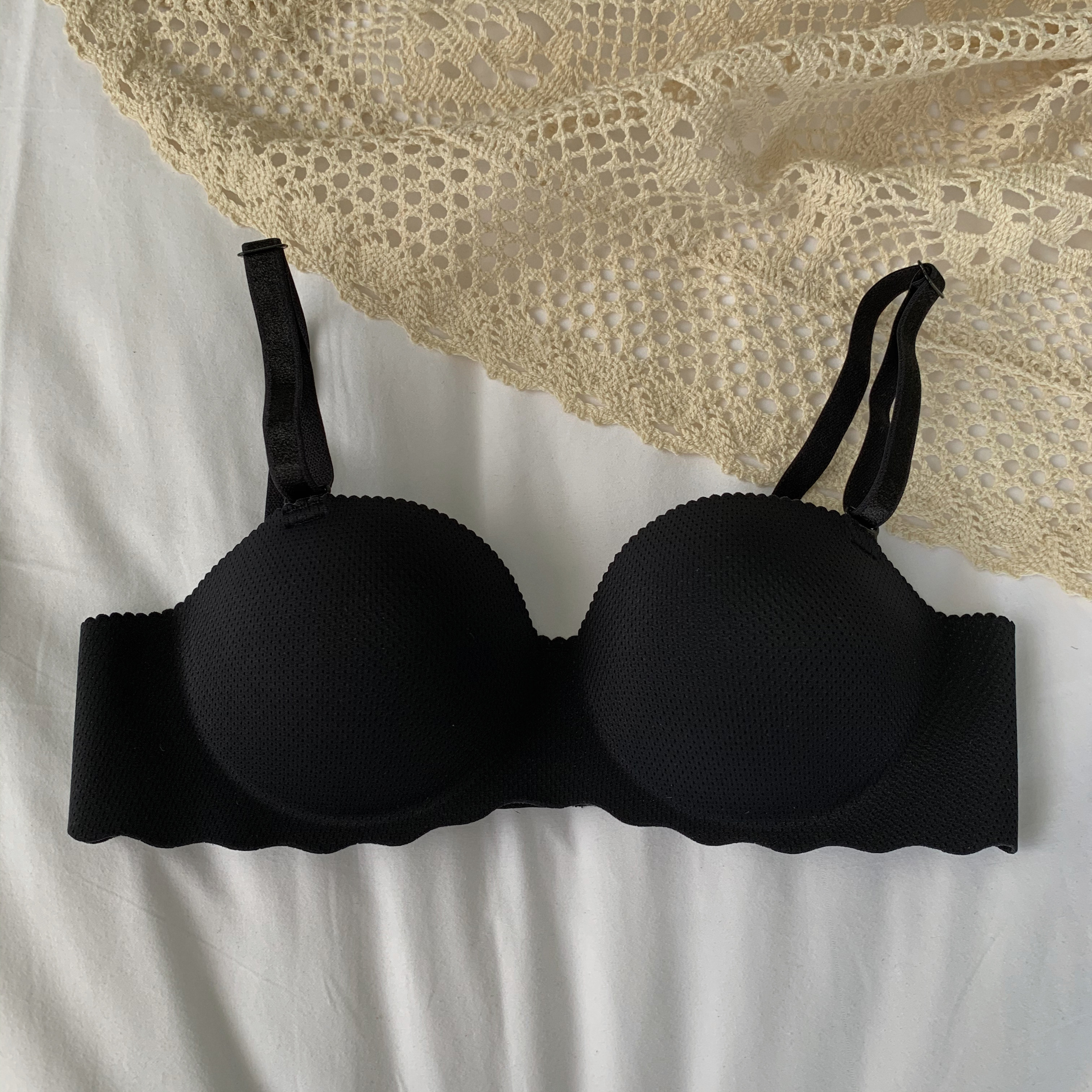 Real price real shot Korean version traceless bra without steel ring to gather small bra underwear women