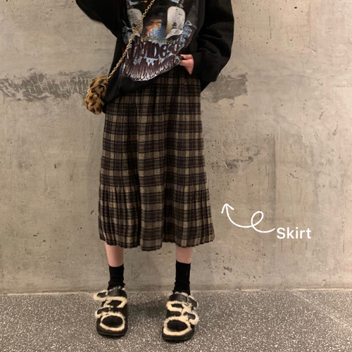 Real-price photo of Korean loose fold and retro-style Plaid mid-long skirt and autumn half-length skirt