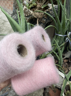 标价半斤高比例33羊毛33幼马海毛 12支弹力马海 柔滑 手编 机织线