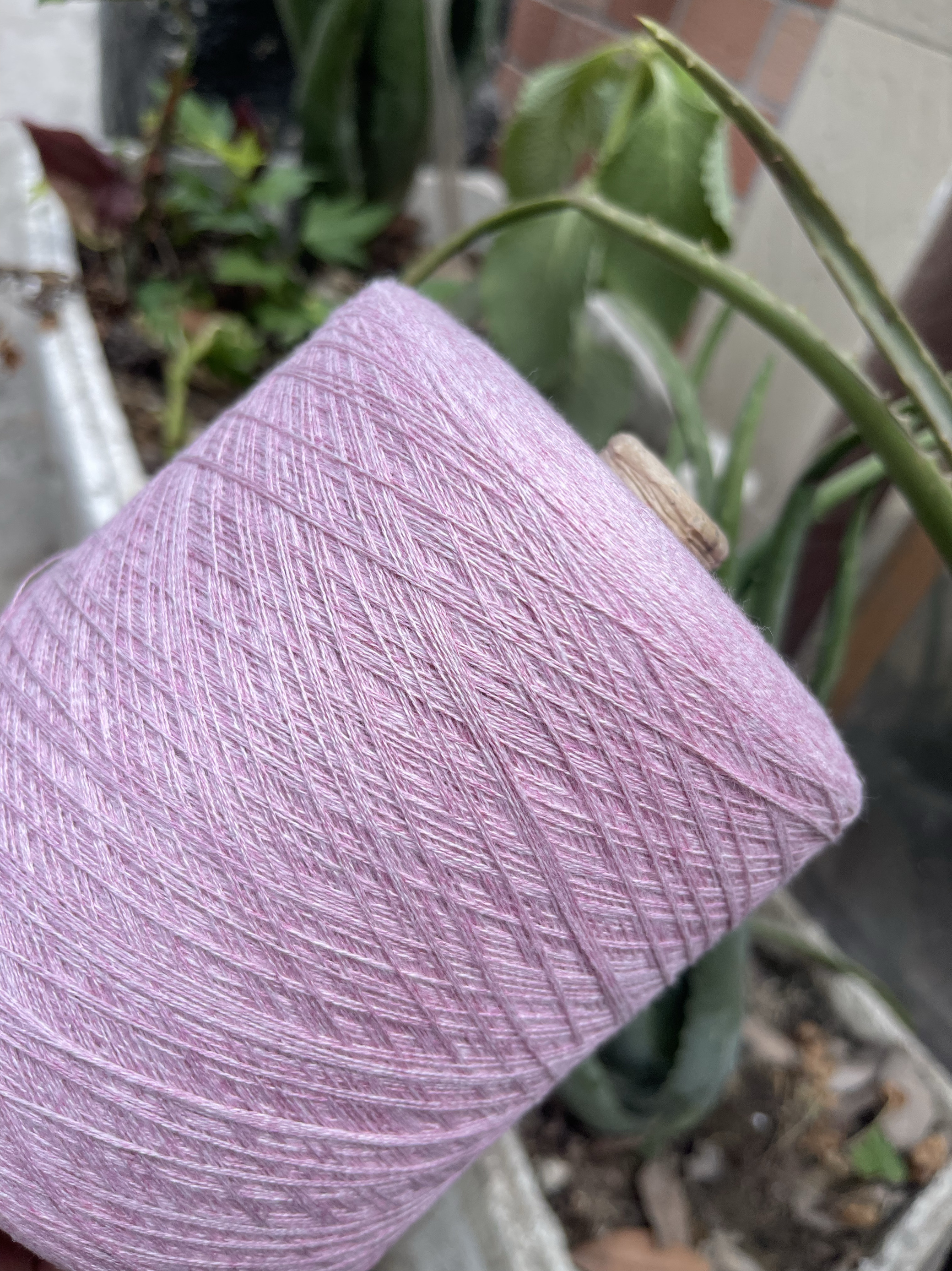 标价半斤 高级纯天然10%羊绒90%棉混纺线 柔软亲肤 机织 手编毛衣