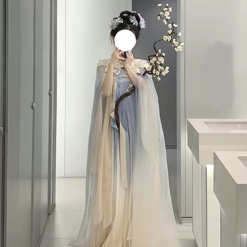 唐制对襟齐胸襦裙汉服女仙气破烂袖云肩斗篷日常绝美刺绣高级