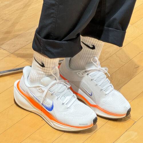 Nike/耐克 Pegasus 41 女子飞马透气轻便减震运动跑鞋 HM4820-100