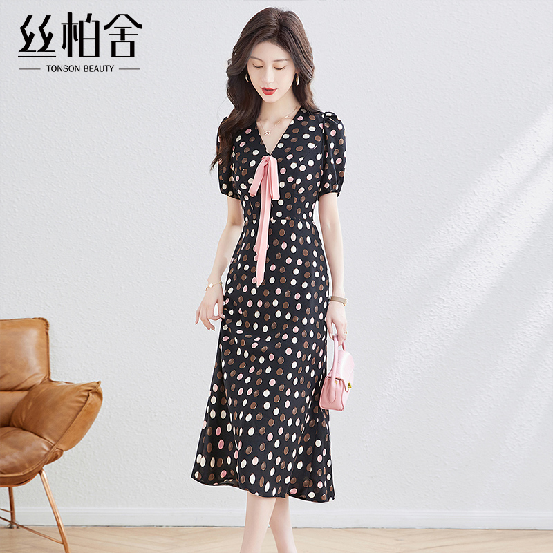 丝柏舍波点连衣裙2025夏季新款女装法式V领系带收腰泡泡袖中长裙