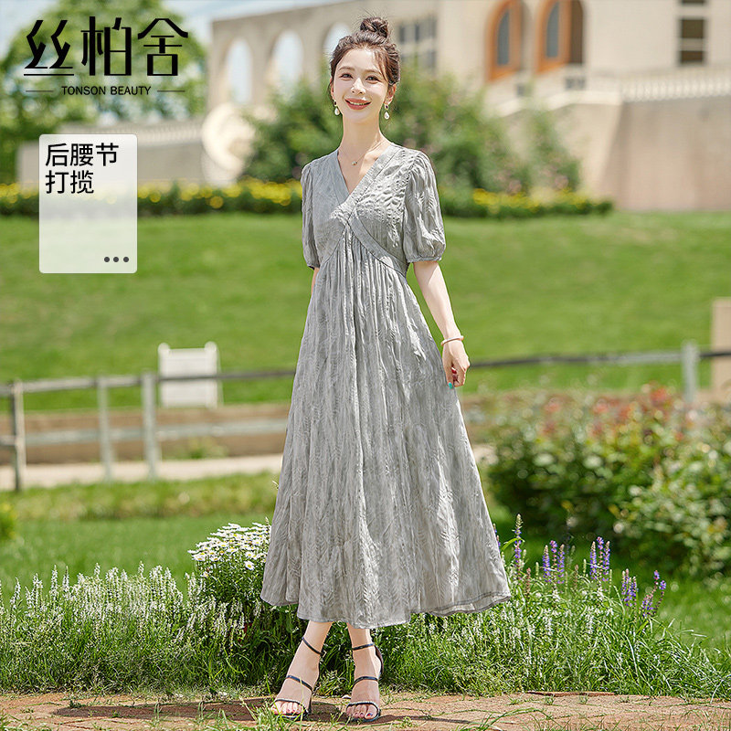 丝柏舍V领优雅气质泡泡袖连衣裙图片