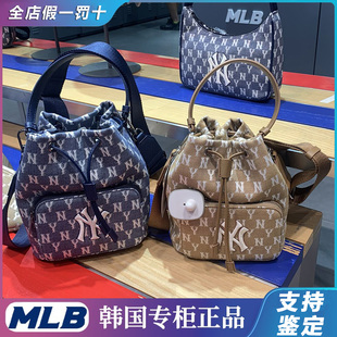 女NY满标手提包拉链水桶包32BG 泫雅同款 韩国MLB老花腋下包21新款