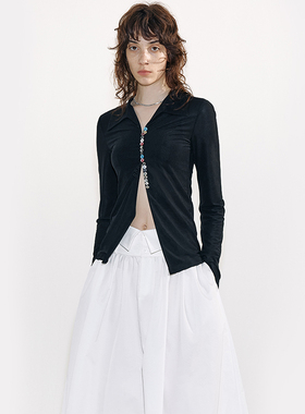 MovingMovingMoving 撞色纽扣亲肤天丝防晒衬衫罩衫