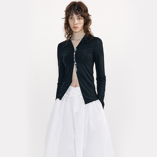 MovingMovingMoving 撞色纽扣亲肤天丝防晒衬衫罩衫