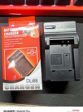 适用于Sanyo三洋DB-L80 L80 CG10 20 DLI88 摄像机电池板座充电器