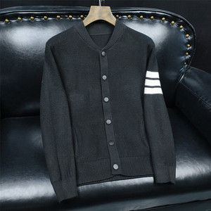 5100 P98 棒球领纽扣秋冬针织开衫针织外套刺绣开衫外套,男装针织衫/毛衣,电商D207