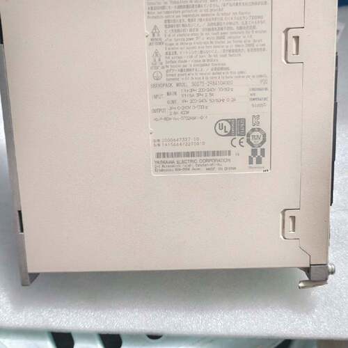 可维修安川驱动器SGD7S2R8A10A002，，实物图议价