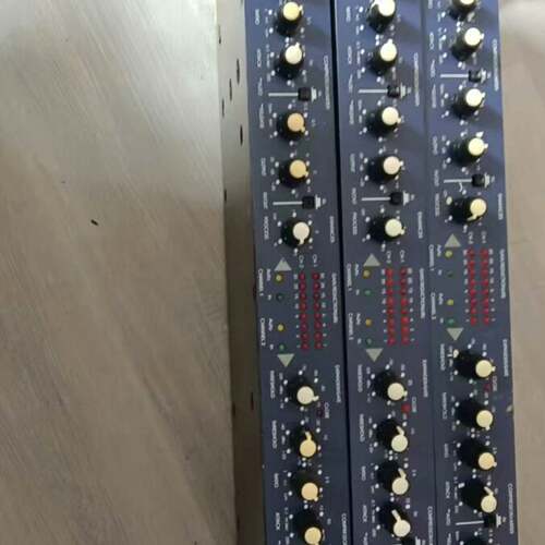 可维修McLELLAND玛丽兰MA CP-102双通道压限器，成色议价