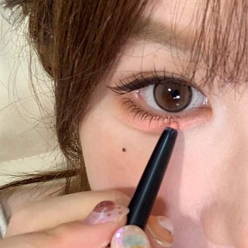 原来蜜瓜色可以这么嫩！花洛莉亚双头卧蚕眼影笔哑光高光提亮阴影