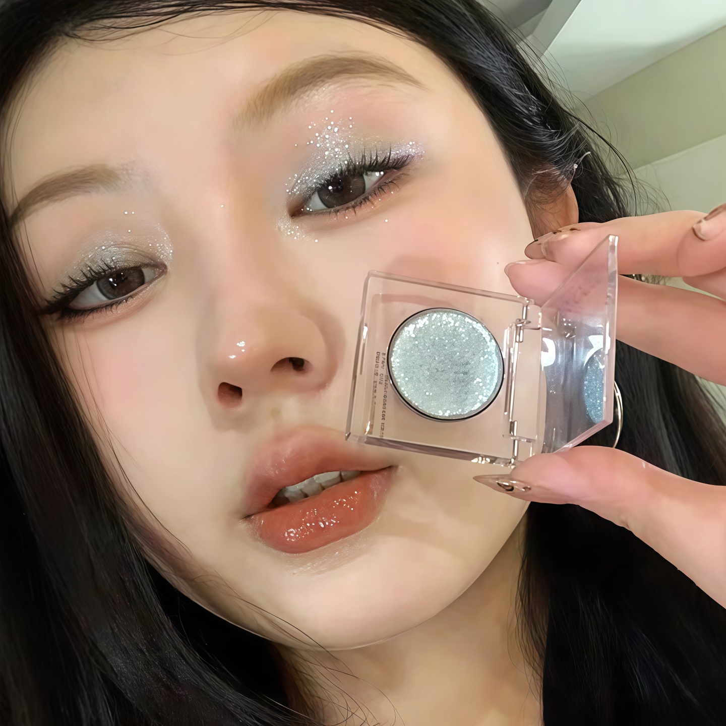 降温冰透银蓝爆闪！蓝色牛郎单色眼影珠光偏光闪片高光