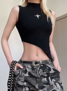 高街金属五角星高领不规则斜边露脐无袖纯黑背心基础显瘦上衣新款