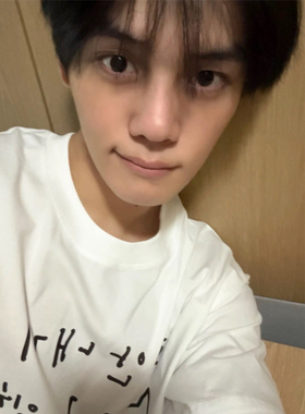 李奎彬同款衣服韩系短袖T恤女涂鸦手绘男纯棉白色上衣爱豆穿搭潮t