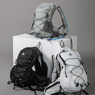 户外徒步登山包小容量一日登山双肩包骑行背包轻便透气新款运动包