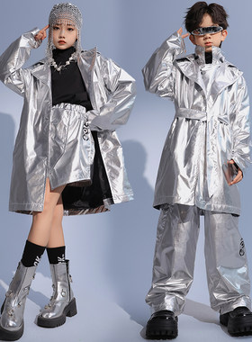 儿童街舞演出服亮银风衣炫酷太空宇航服未来机器人科技感走秀表演