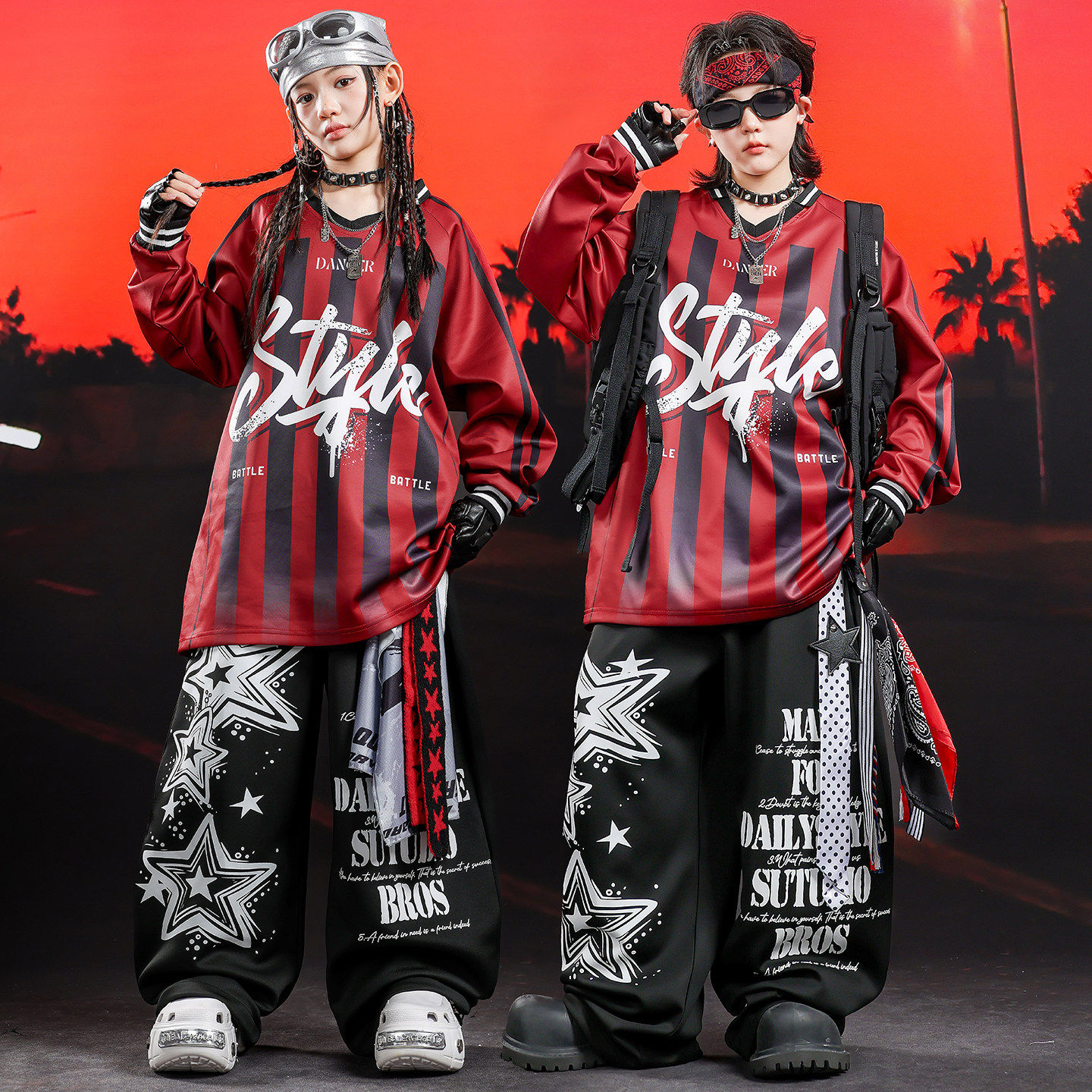 儿童街舞潮服男童嘻哈黑红条纹舞蹈服套装hiphop酷帅女童演出服男