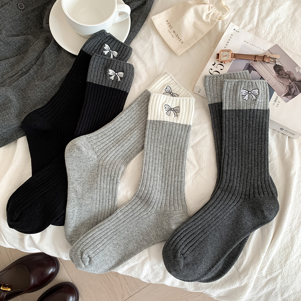 刺绣miu系蝴蝶结纯棉堆堆袜