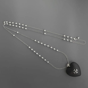 复古甜酷个性 十字架爱心项链经典 木头珍珠立体爱心长 明星同款 新款