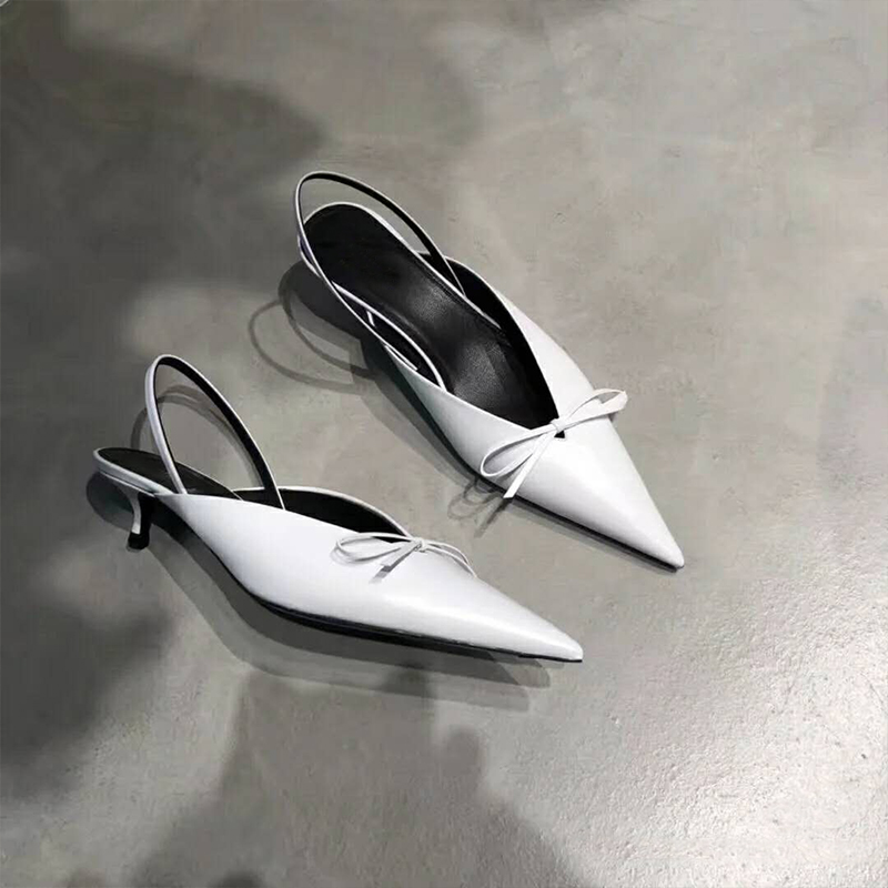 巴黎秀款包头凉拖女2023春夏新款百搭尖头细中跟真皮蝴蝶结穆勒鞋