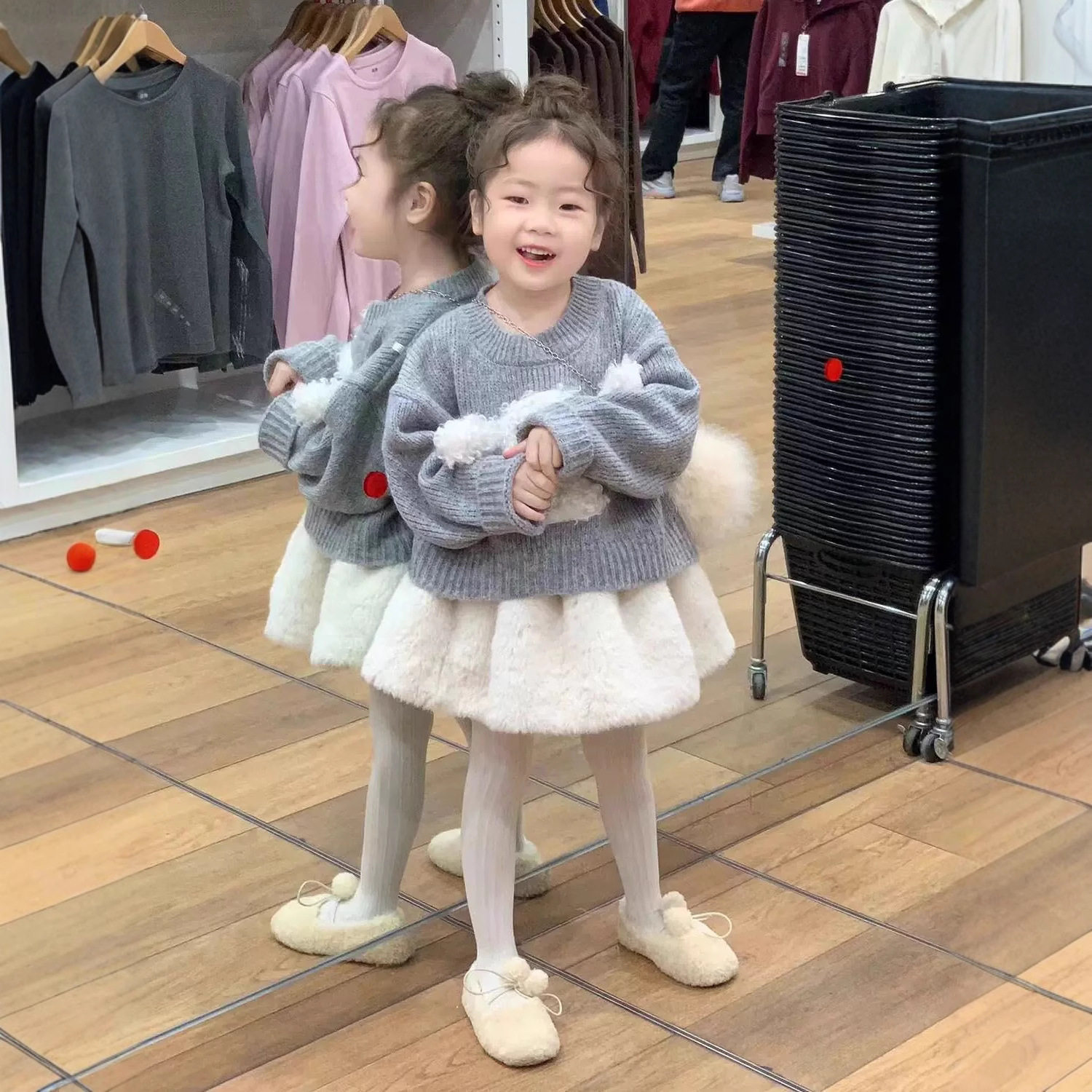 女童秋冬A字裙半身裙小宝宝时髦白色羊羔绒短裙儿童加厚毛毛裙子