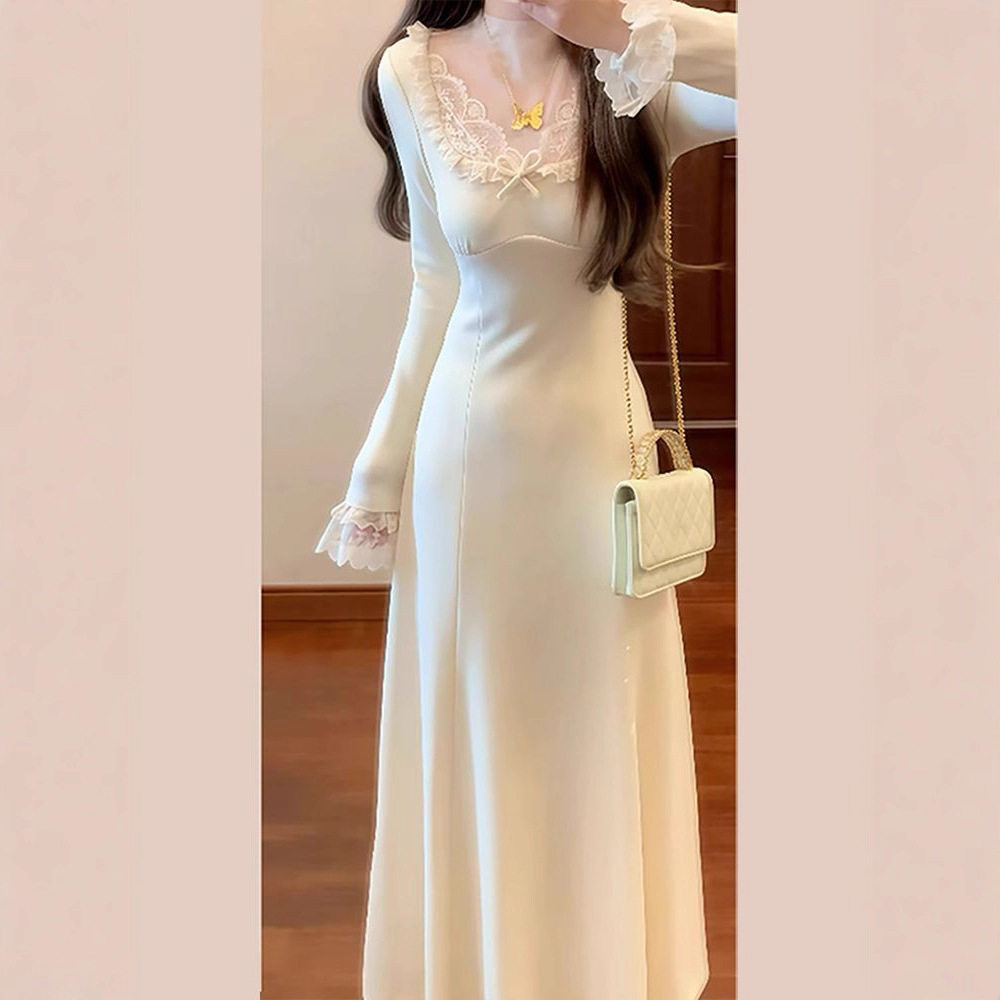 高级感法式杏色连衣裙子女秋冬季连衣裙