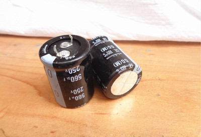 原装日本 尼吉康 250V560UF GG 电源电容 560UF 250V 25X35 105度