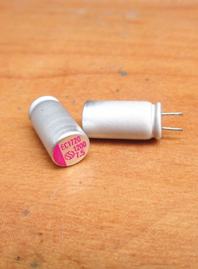 台湾 SUSCON 7.5V1200UF 固态 电容 低ESR 1200UF 可代 6.3V 6X11