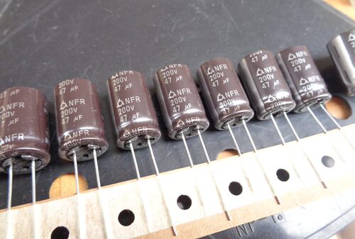 47UF 200V 韩国三莹 NFR 电源电容长寿命 200V47UF 12X20 105度