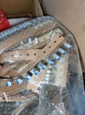 原装 台湾 CAPXON 丰宾 12V500UF 固态电容 低ESR 6X11 105度