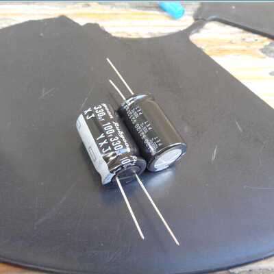 日本红宝石 100V330UF YXJ 高频低阻长寿命 16X25 105度