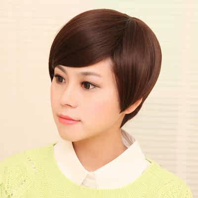 Perruque cheveux raides Court - Ref 2609293 Image 4