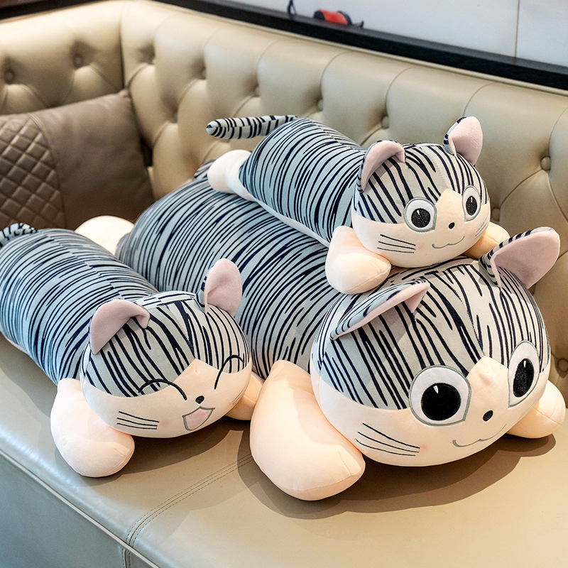 可爱猫咪抱枕沙发客厅靠枕