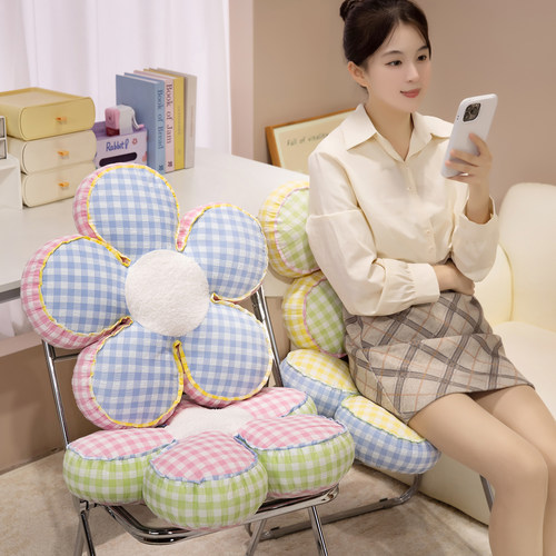 可爱格子抱枕女生睡觉专用靠枕