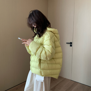 Hers-冬上新简约日常通勤保暖龟背弧形连帽羽绒服(含90白鸭92662#