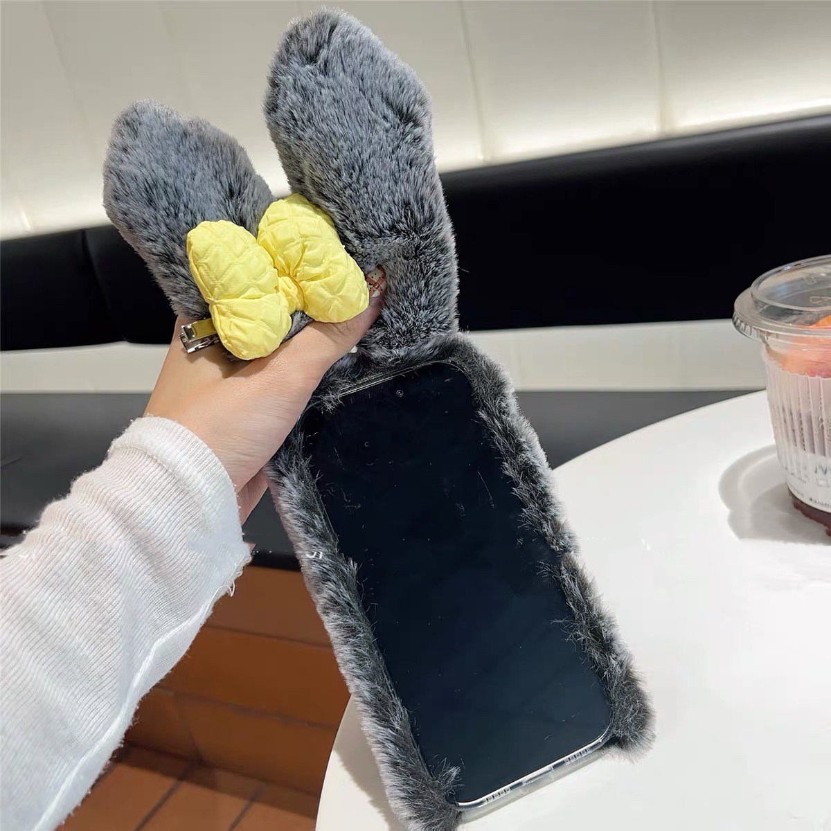 秋冬网红毛绒兔子power适用华为magic8/7/6/5暖手play10c/9t/8手机壳50m畅玩x60i/x70荣耀400pro/300/200/100