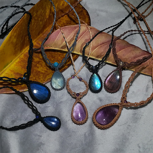 手工编织月光拉长金曜石锁骨链