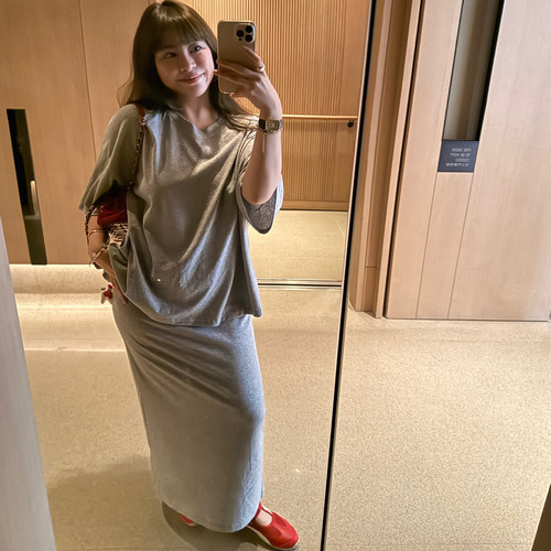 慵懒短袖T恤半身裙灰色两件套