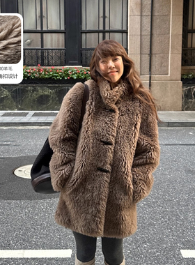 3ts 【折扣】棕色10o羊毛皮草复古牛角扣大衣高级羊羔毛毛外套