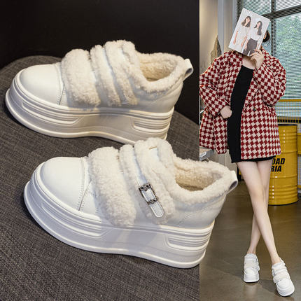 真皮内增高9CM羊羔毛小白鞋女款秋冬加绒毛毛鞋厚底休闲运动板鞋