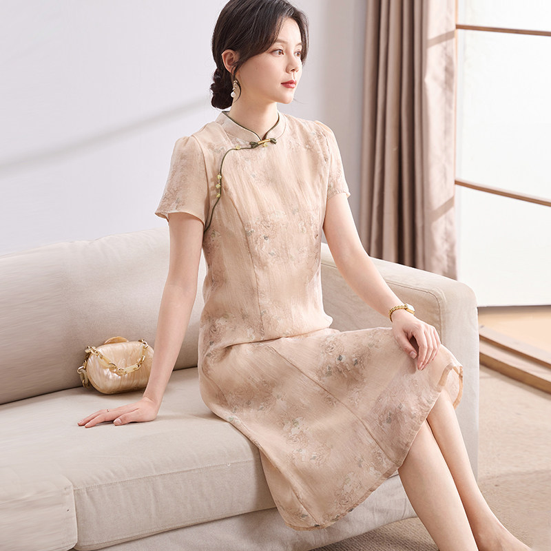喜卉妈妈夏装国风洋装2026新款中老年女旗袍裙子新中式洋派长裙