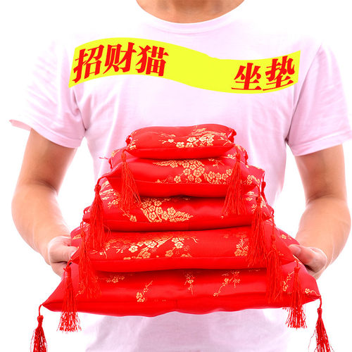 招财猫摆件垫子开运围脖梅花