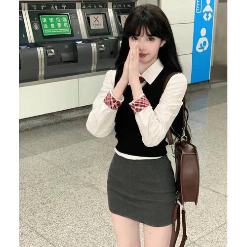 针织马甲背心衬衫短裙三件套